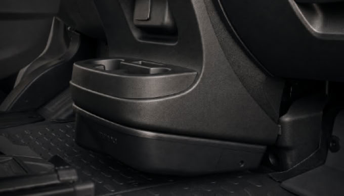 Kompakter Aktivsubwoofer mit integriertem Verstärker für kraftvollen Bass bei geringem Platzbedarf.