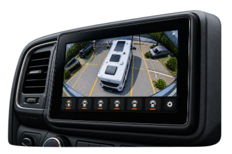 Integration des 360° BirdView Kamerasystems in kompatible Radio- und Navigationssysteme oder separate Monitore.