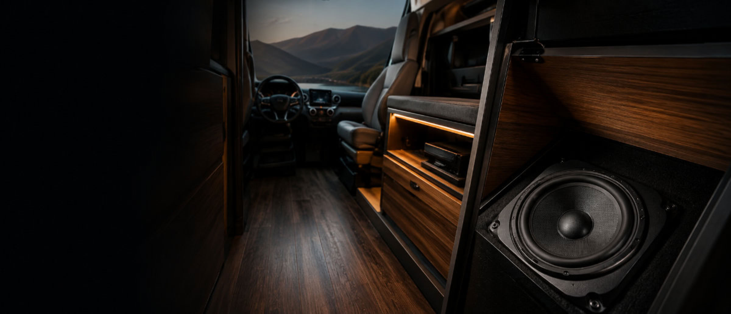 Hochwertige Soundsysteme für Wohnmobile und Camper – individuell beraten, fachgerecht eingebaut und optimal auf Fahrzeug und Hörgewohnheiten abgestimmt bei RMT LATKA in Meiningen.